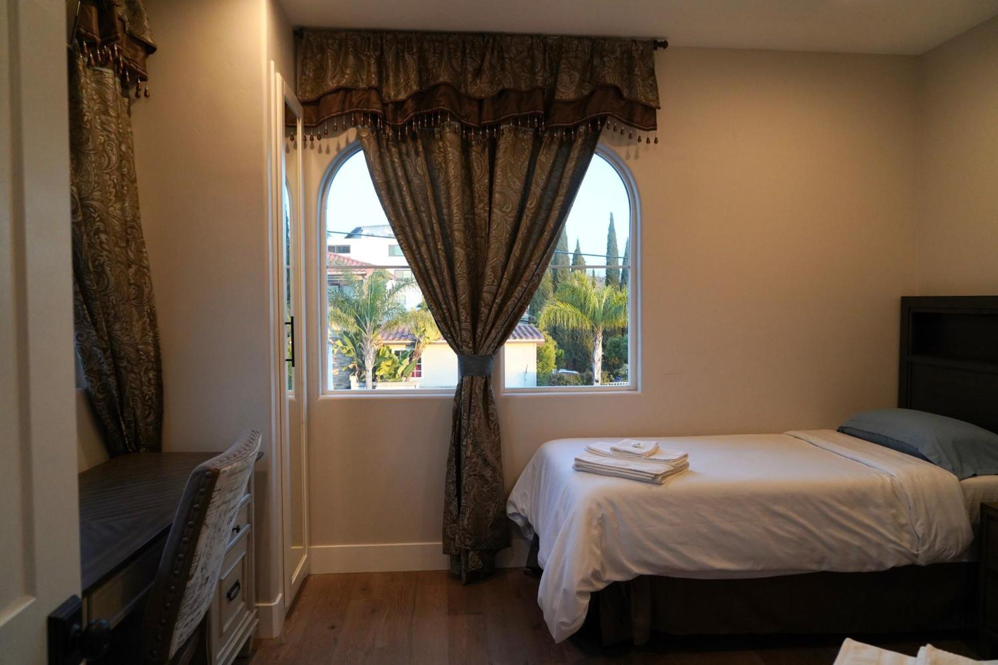 Modern Comfort, Prime Location, 360 Views, 4 Bedroom Entire House San Diego Extérieur photo